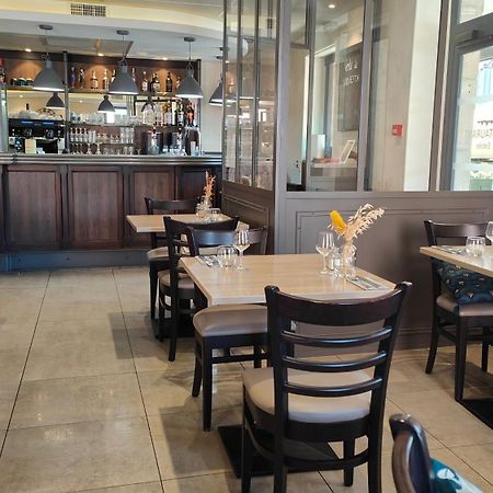 Hotel Le Pont Neuf سانت أفريك المظهر الخارجي الصورة
